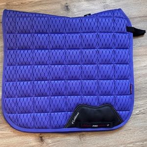 Lemieux Bluebell Carbon Mesh Dressage Square